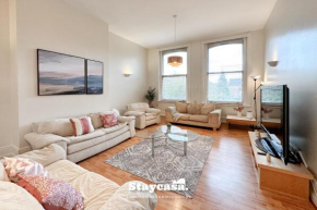 Spacious Home In Whalley Range With Free Parking